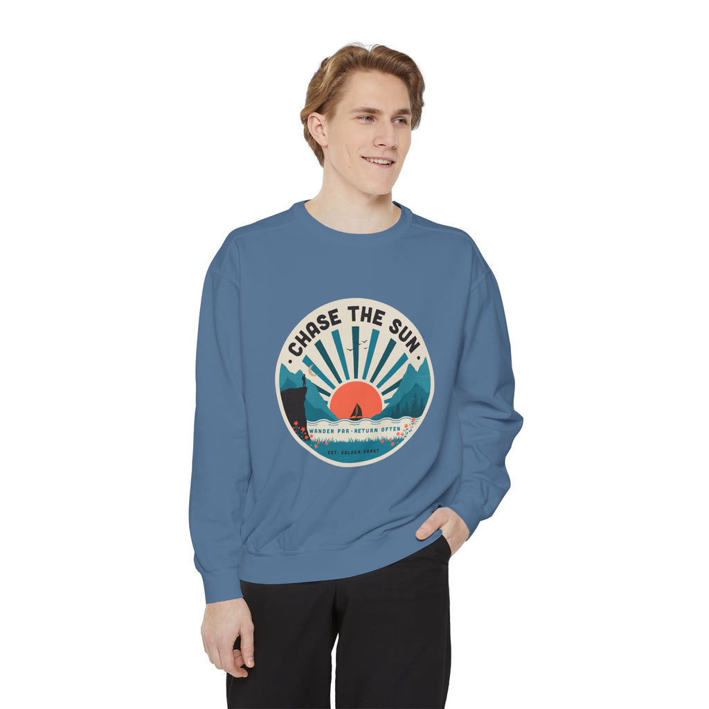 Chase the Sun Vintage Graphic Sweatshirt