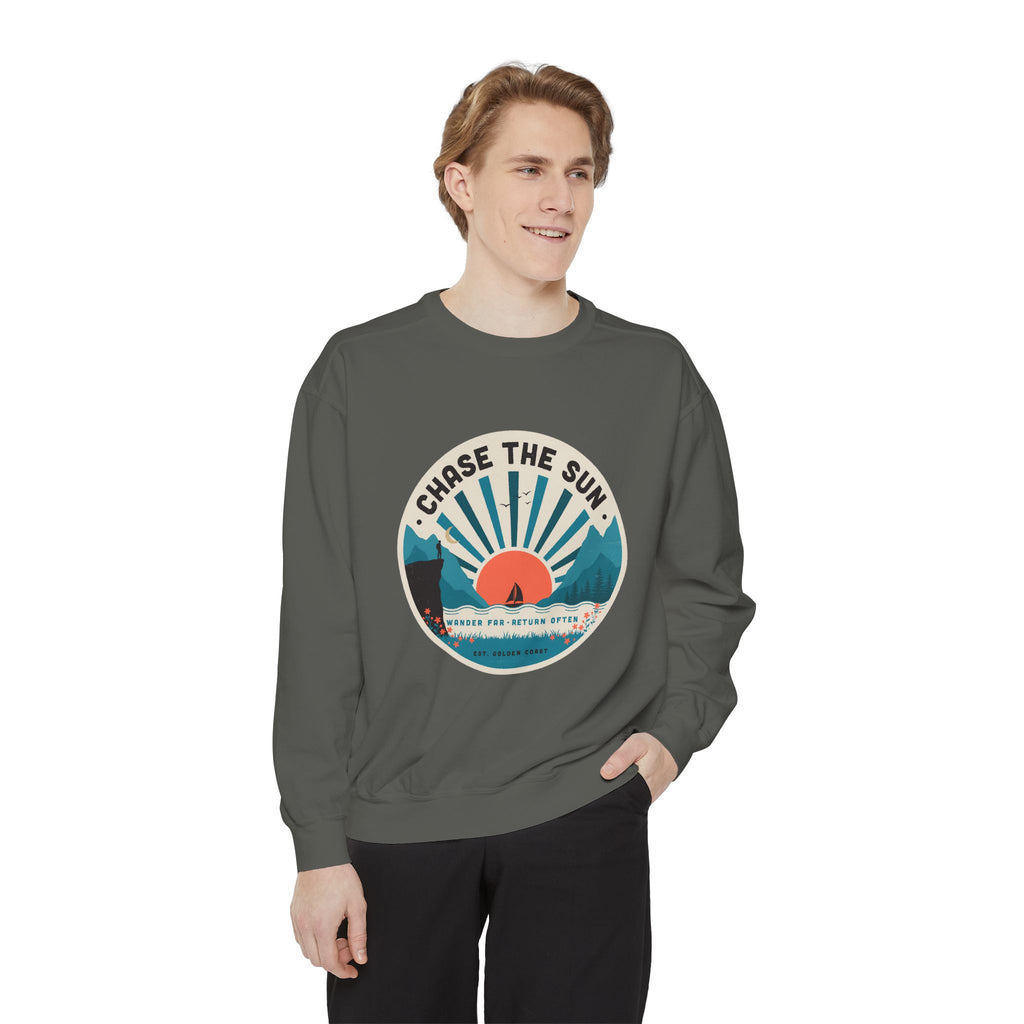 Chase the Sun Vintage Graphic Sweatshirt